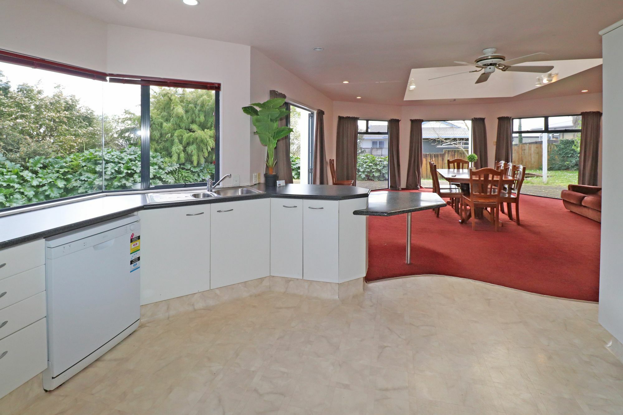 Family Home In Western Heights Hamilton Esterno foto